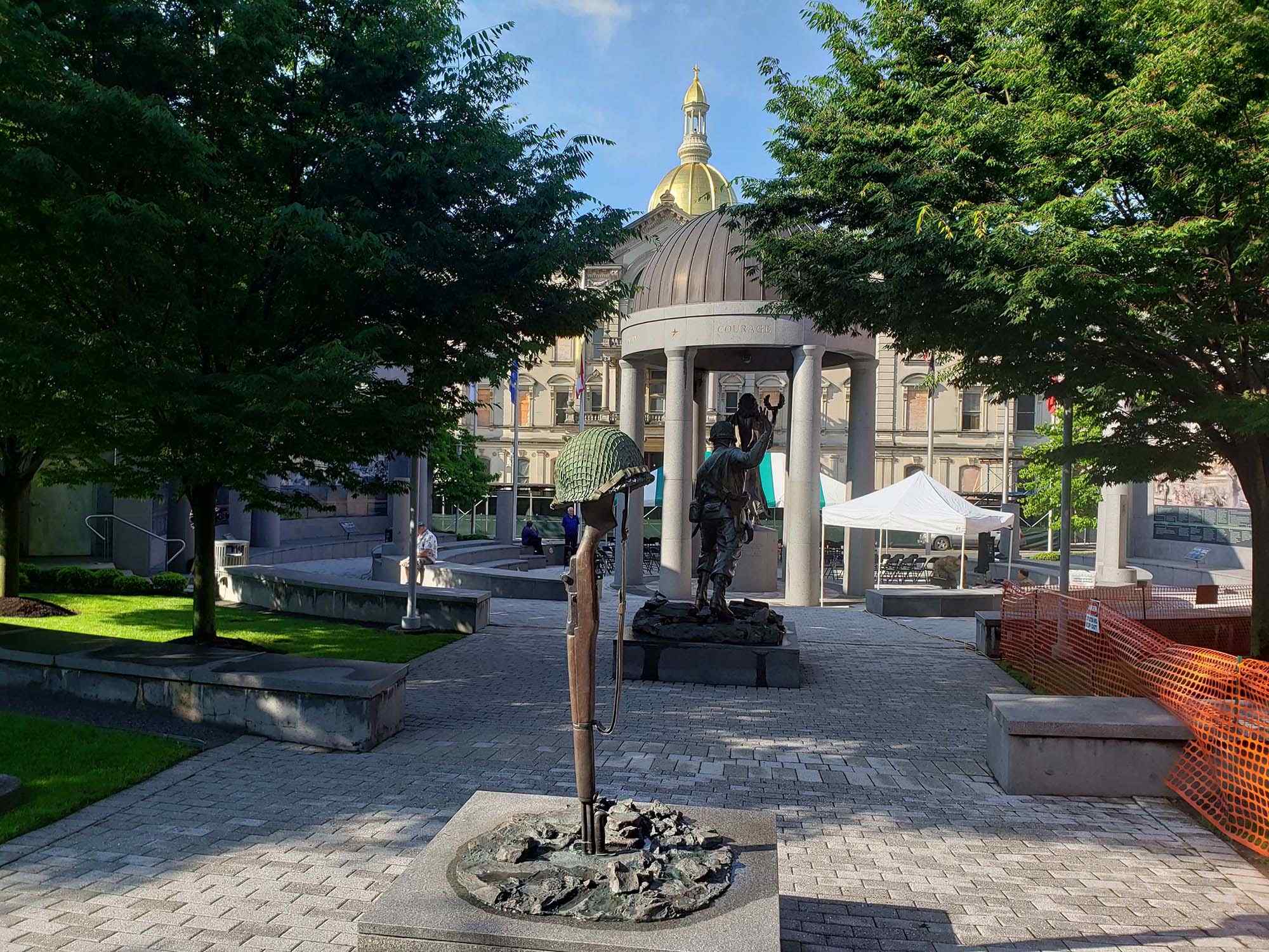 World War II Memorial Plaza - Photo 1