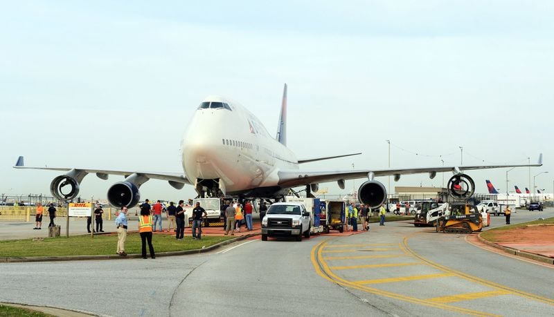 Boeing 747-400 Ship 6301 - Photo 1