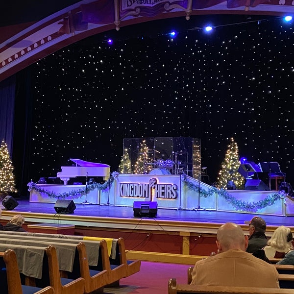 Showstreet Palace Theater - Photo 1