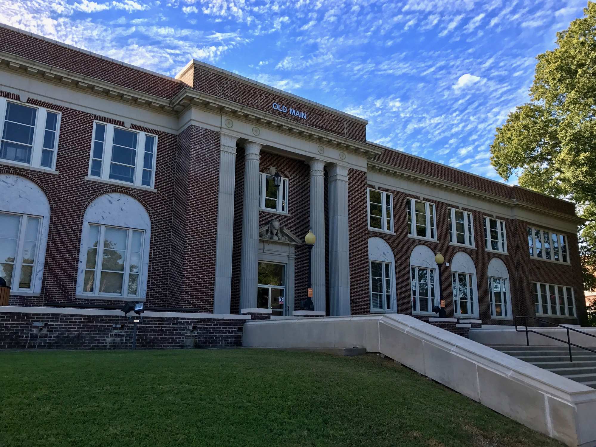 University of Central Arkansas - Photo 1
