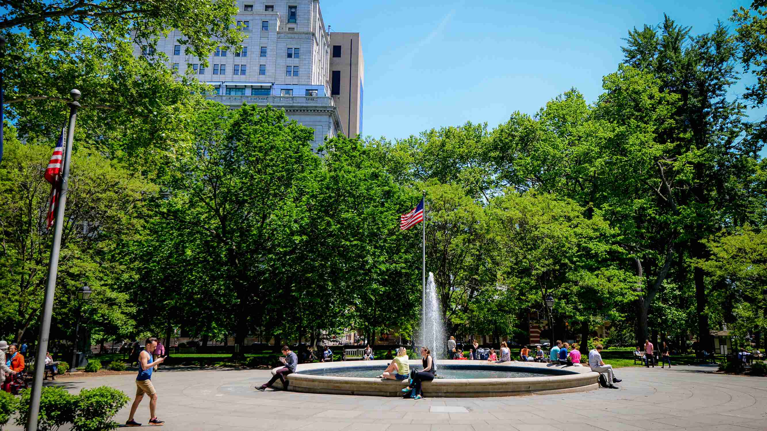 Washington Square Fountain - Photo 1