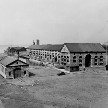 Adams Power Plant Transformer House - Photo 1