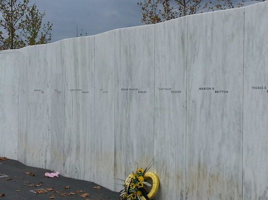 Wall of Names - Photo 1