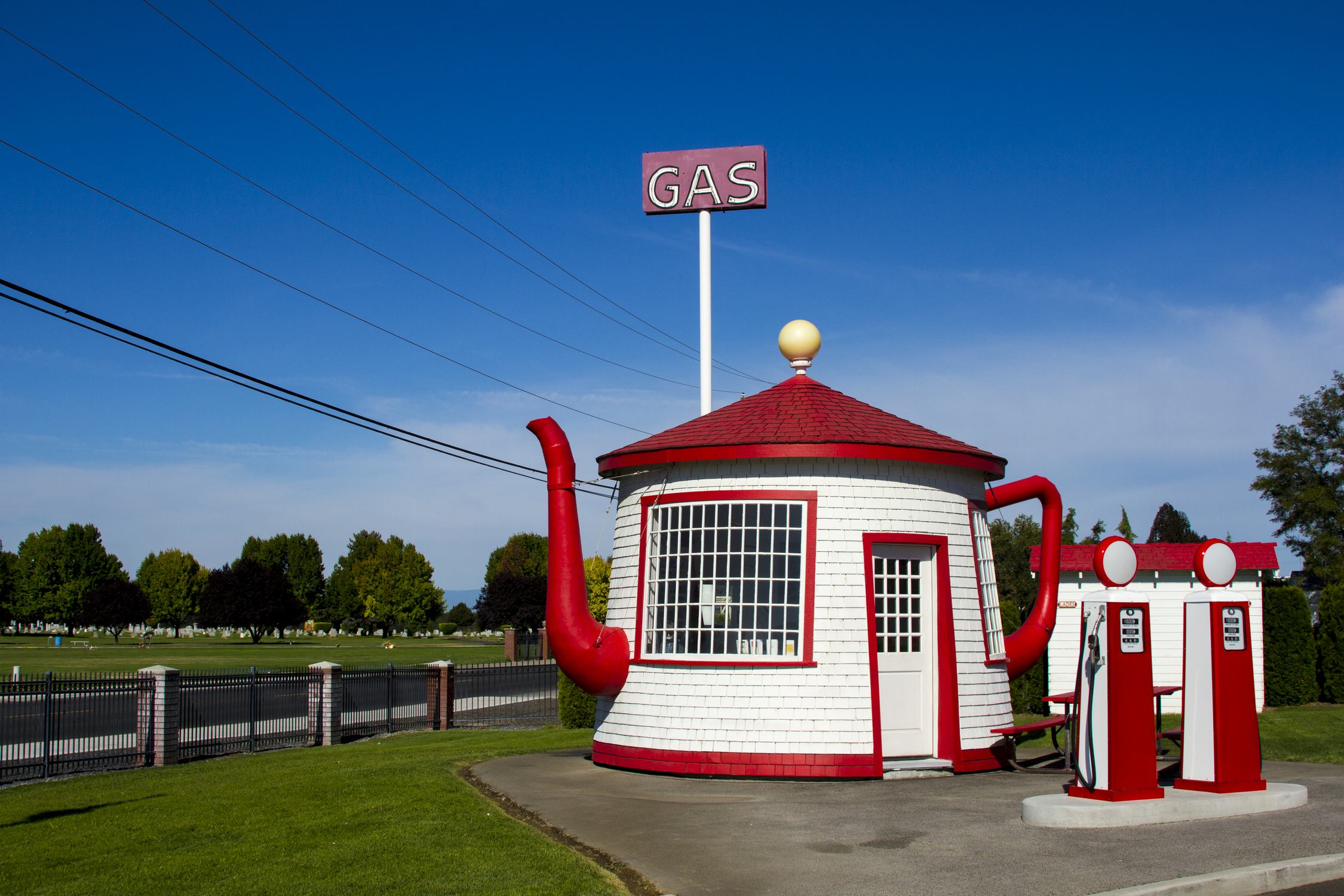 Teapot Dome Gas Station - Photo 1