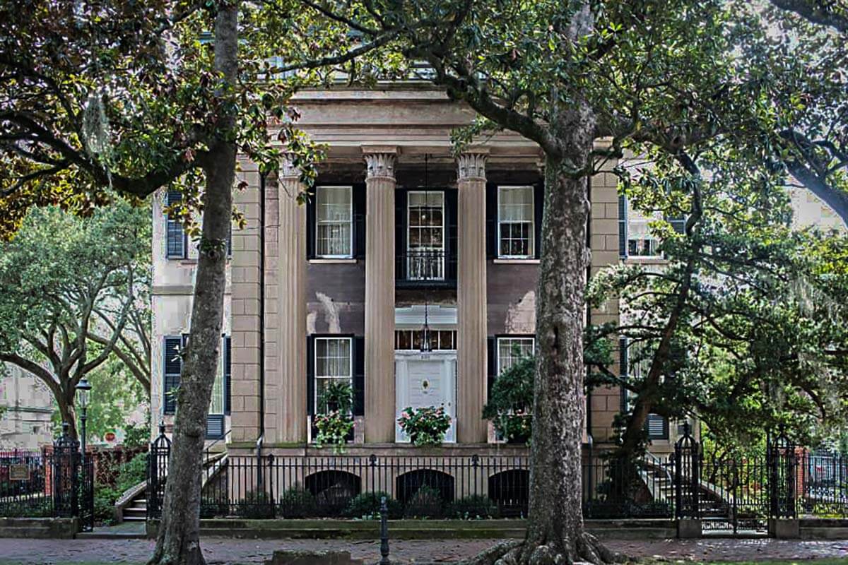 Harper Fowlkes House - Photo 1