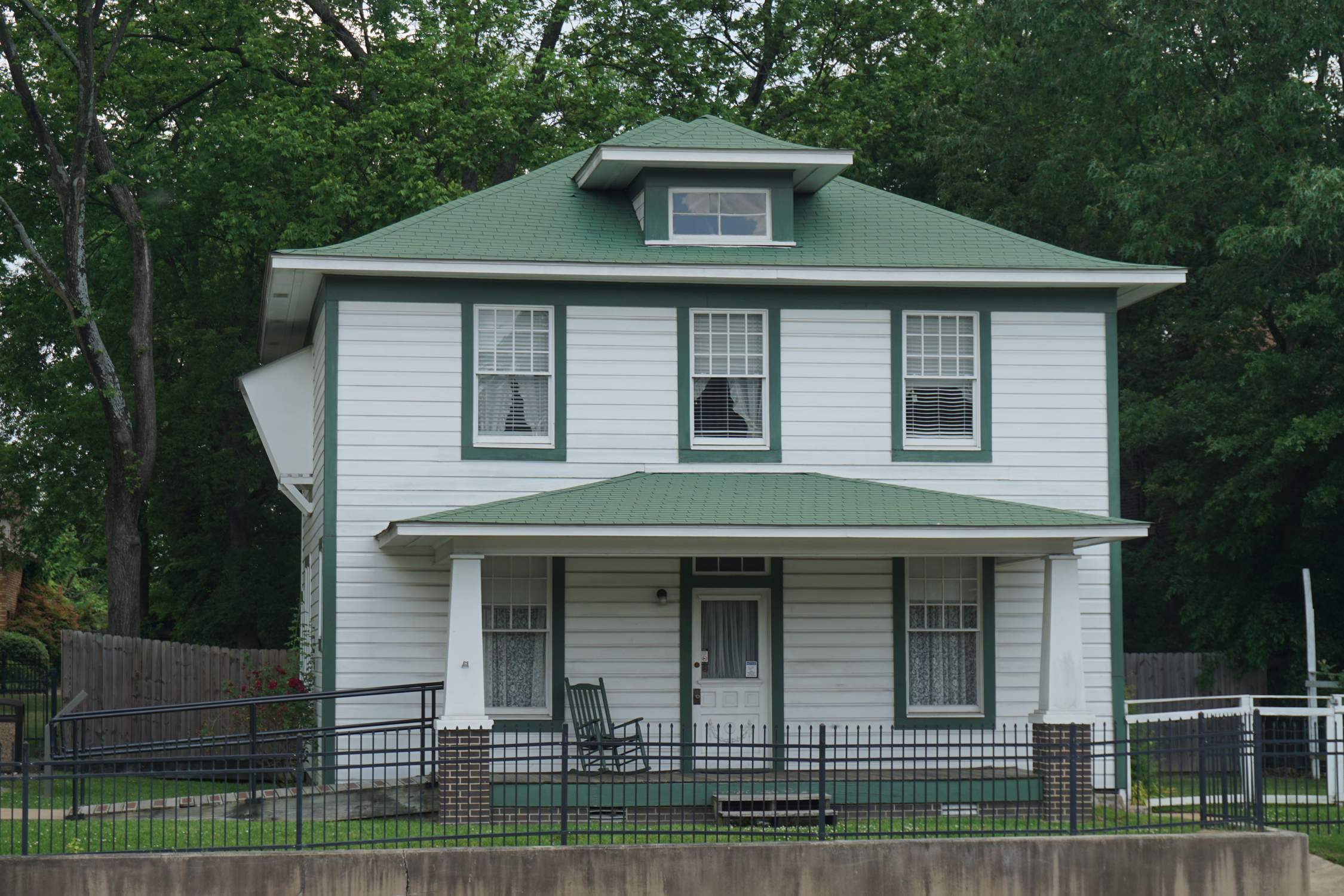 President William Jefferson Clinton Birthplace Home National Historic Site - Photo 1