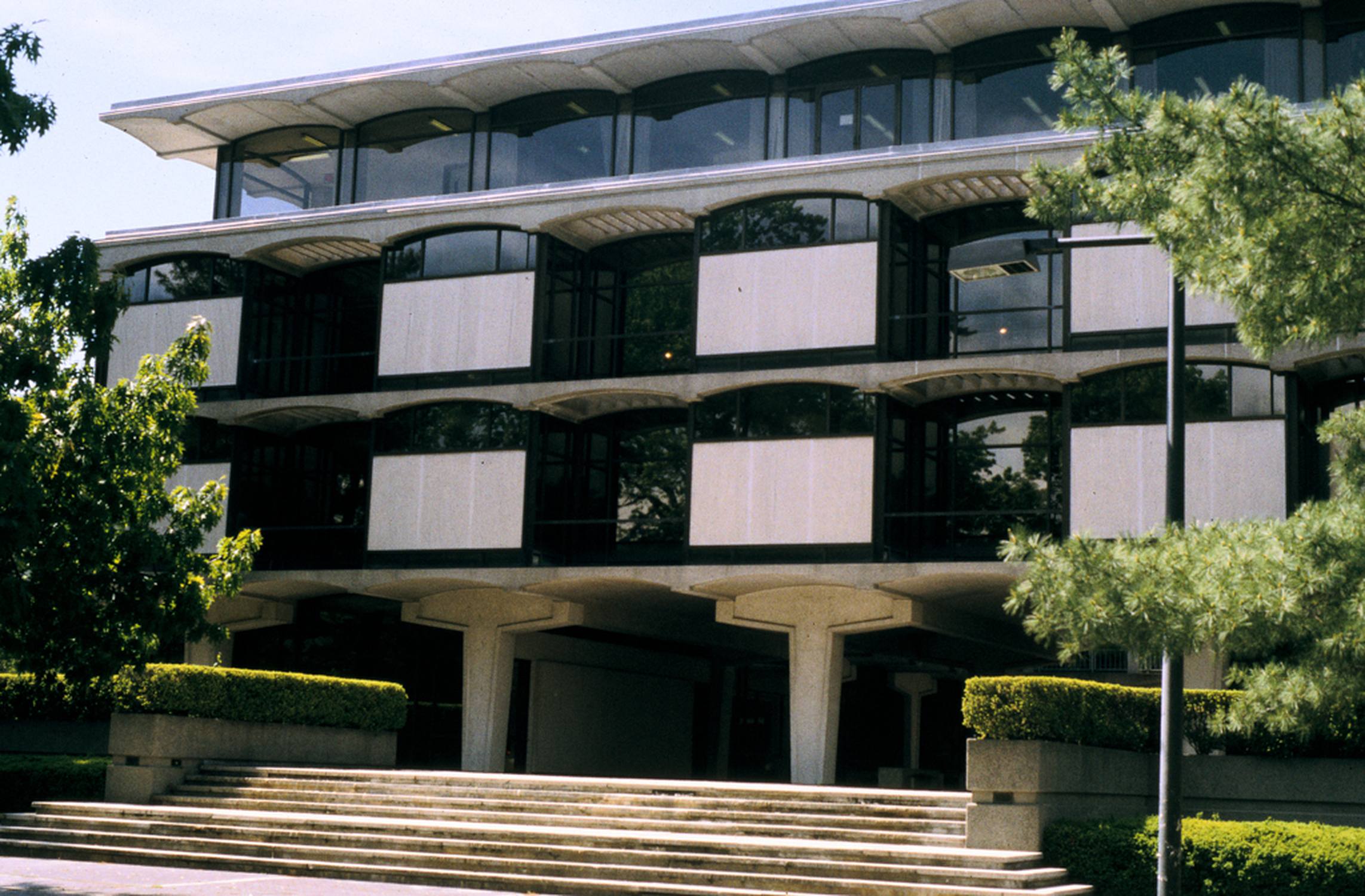 Radcliffe Quadrangle - Photo 1