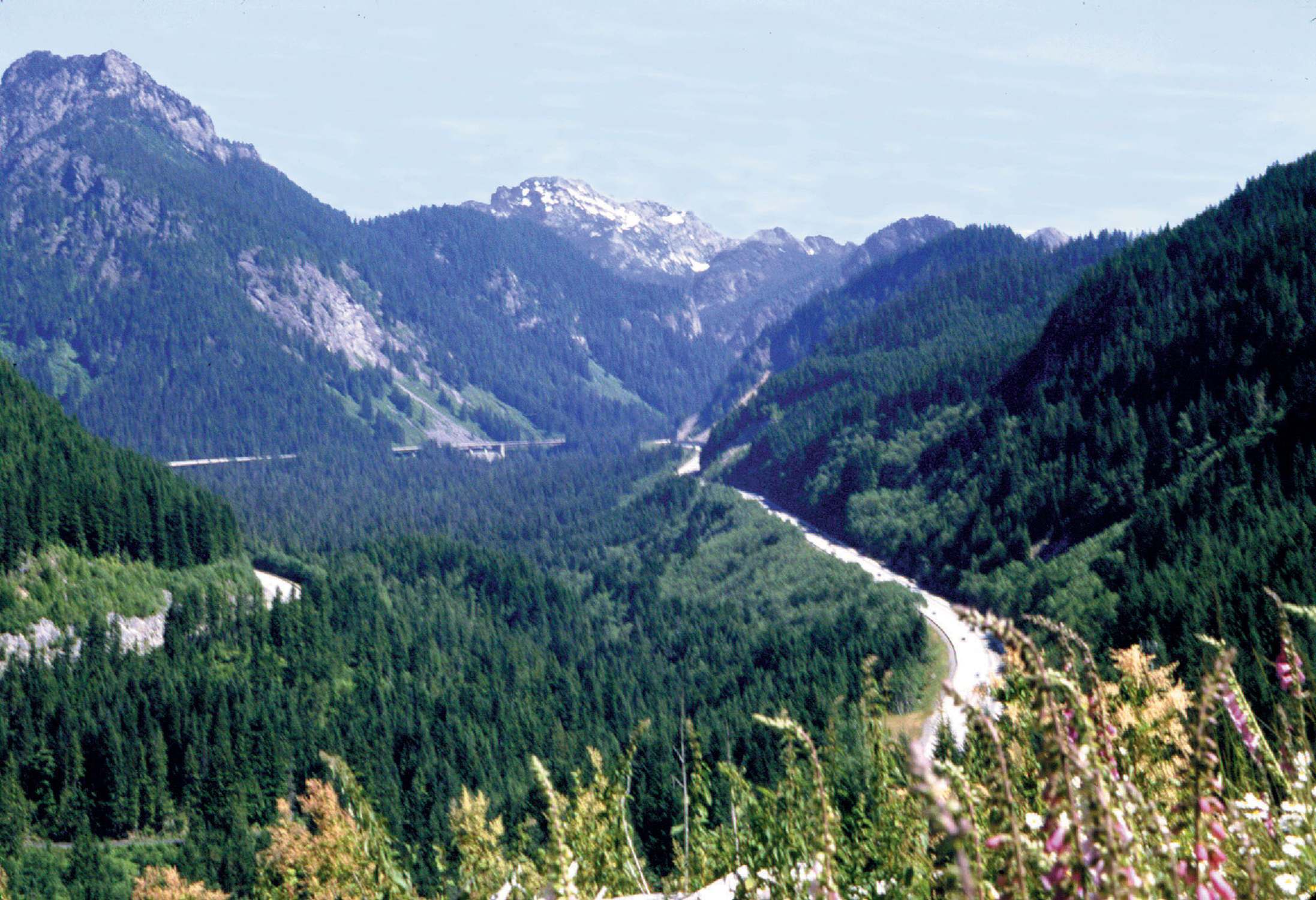 Snoqualmie Pass - Photo 1