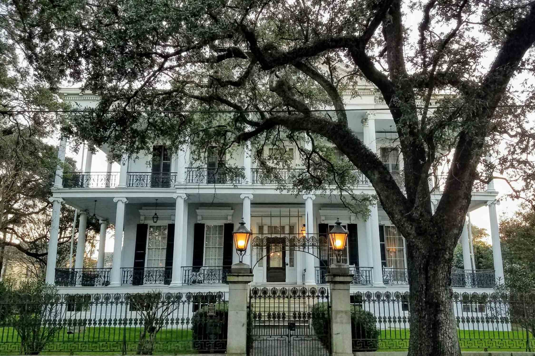 Lower Garden District - Photo 1