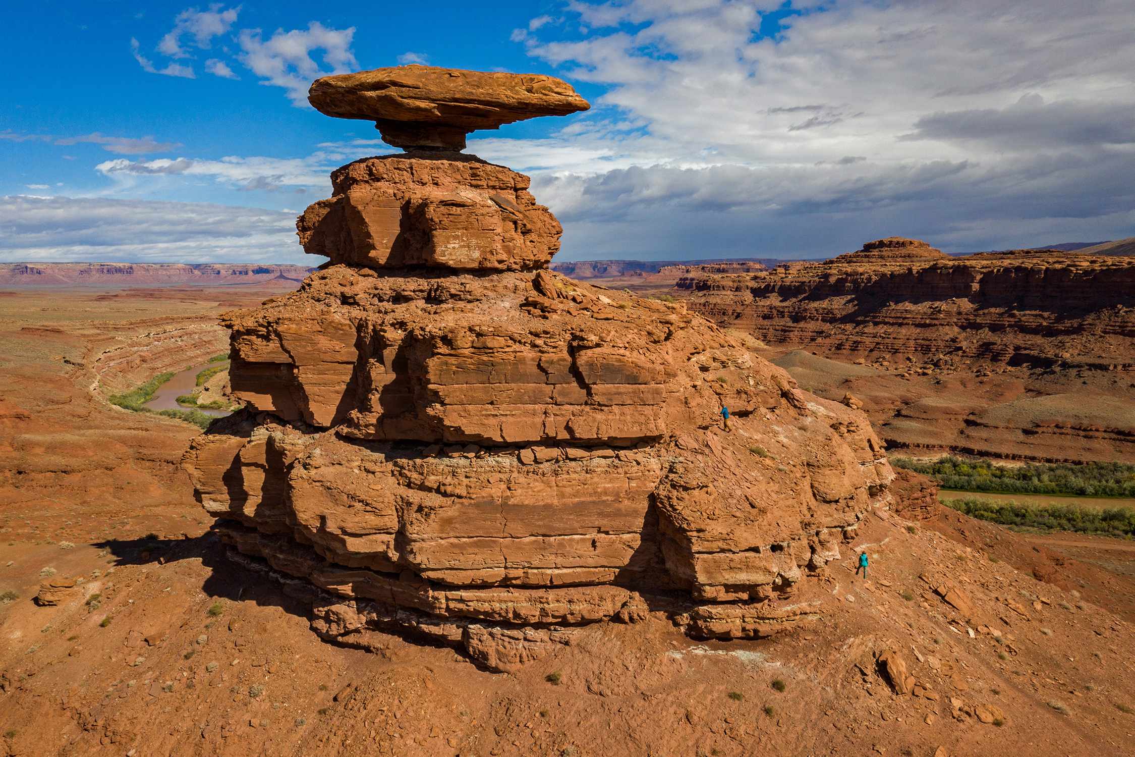 Mexican Hat Rock - Photo 1