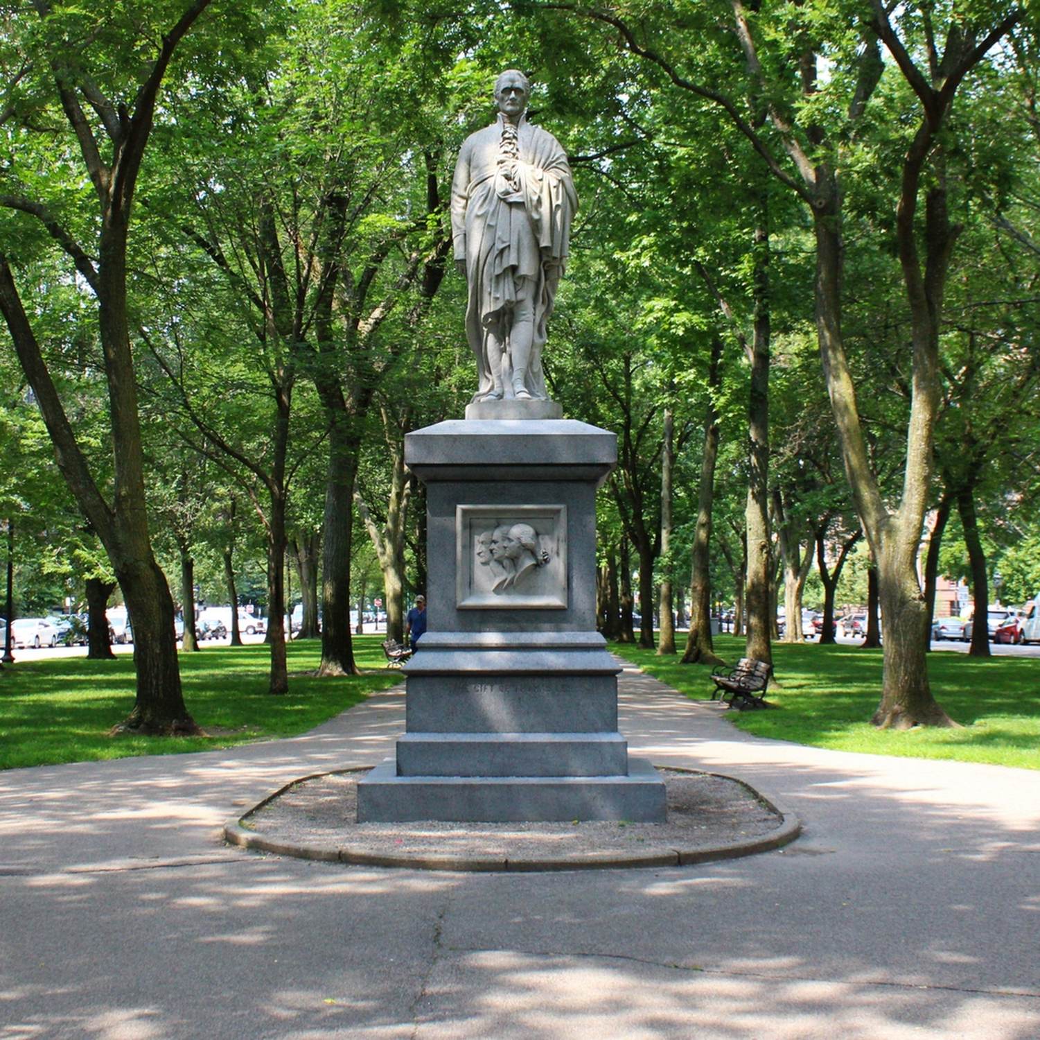 Alexander Hamilton Statue - Photo 1