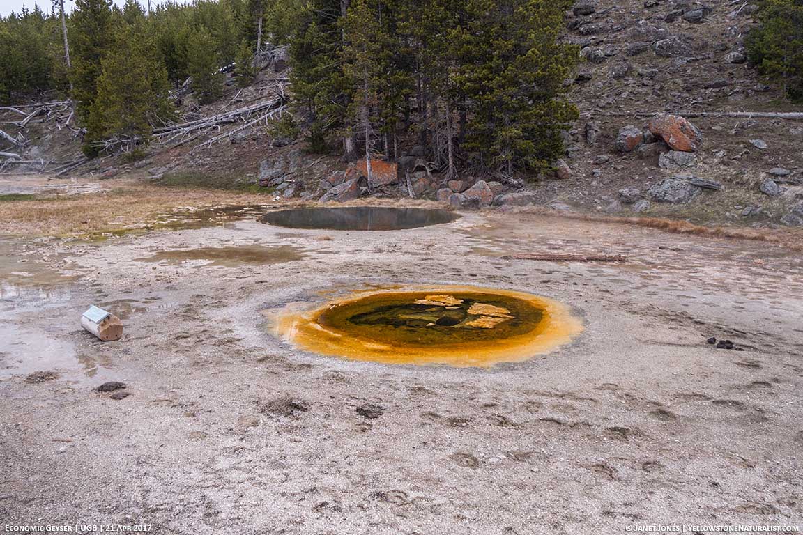 Economic Geyser Crater Mirror Pool Mortar Geyser - Photo 1