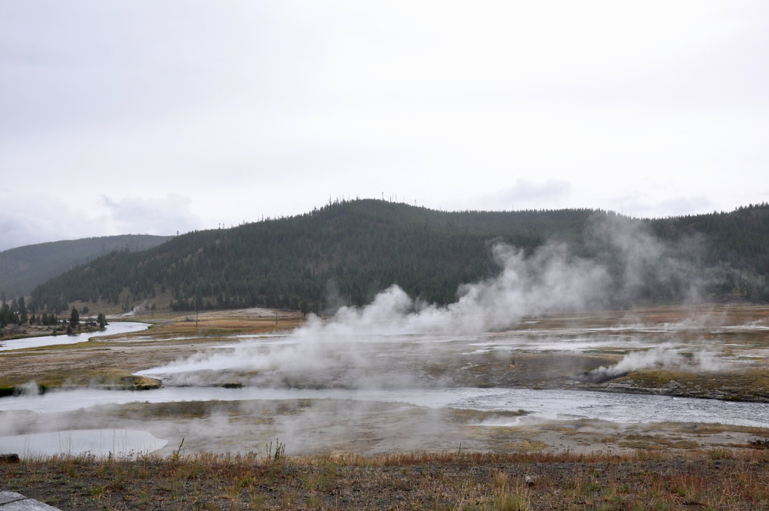 Flood Geyser - Photo 1