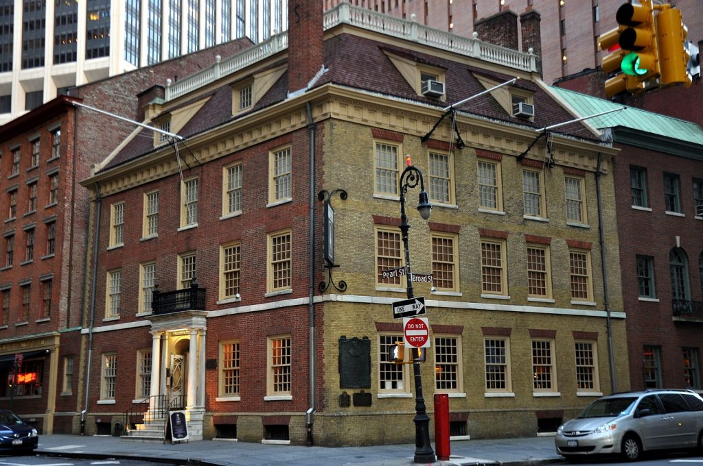 Fraunces Tavern Block Historic District - Photo 1