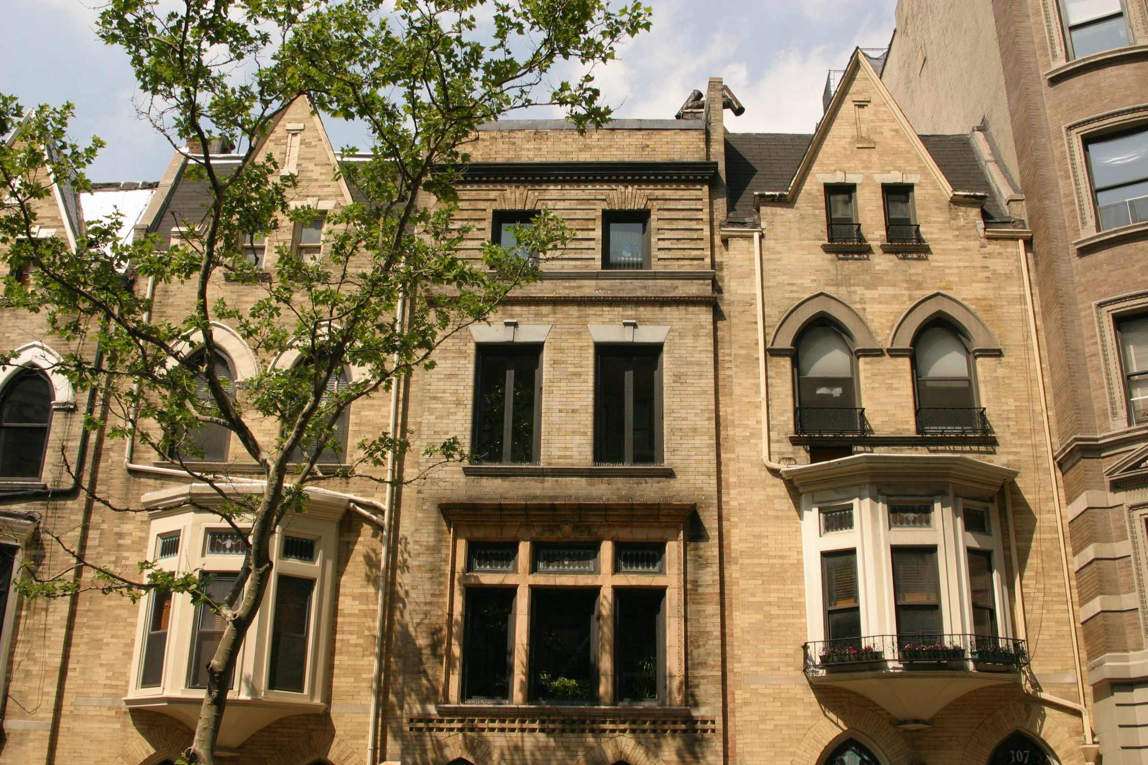 Riverside Drive-West 80th Street Historic District - Photo 1