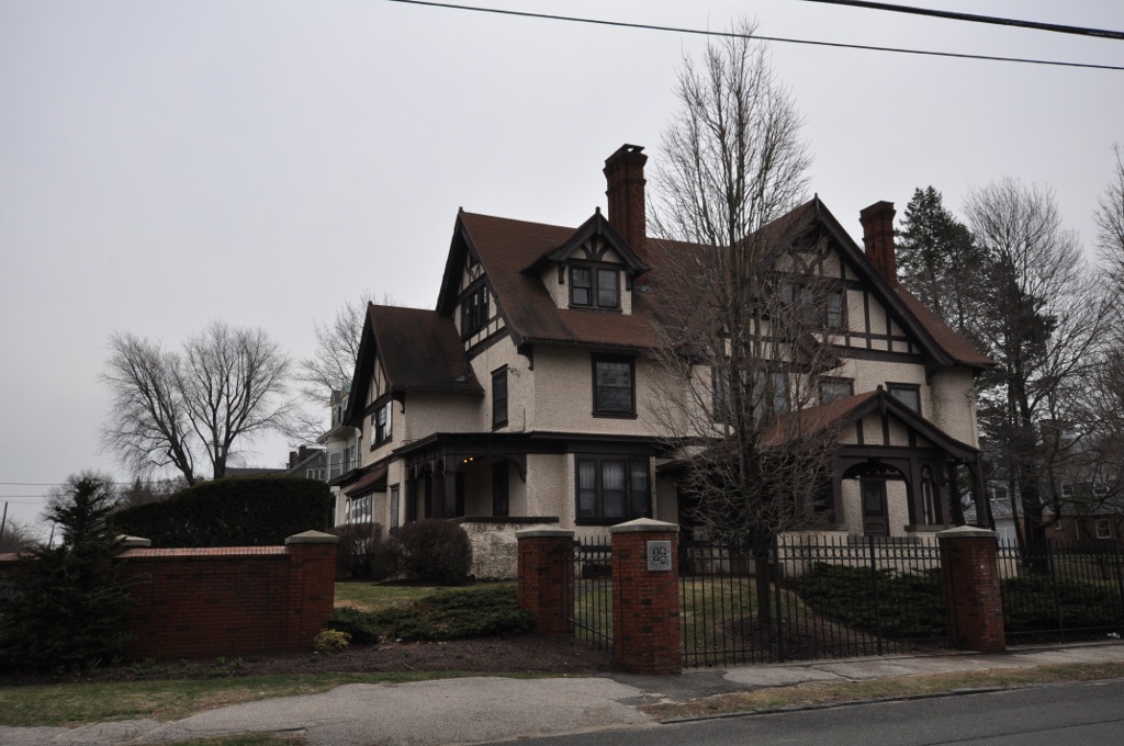 Marina Park Historic District - Photo 1