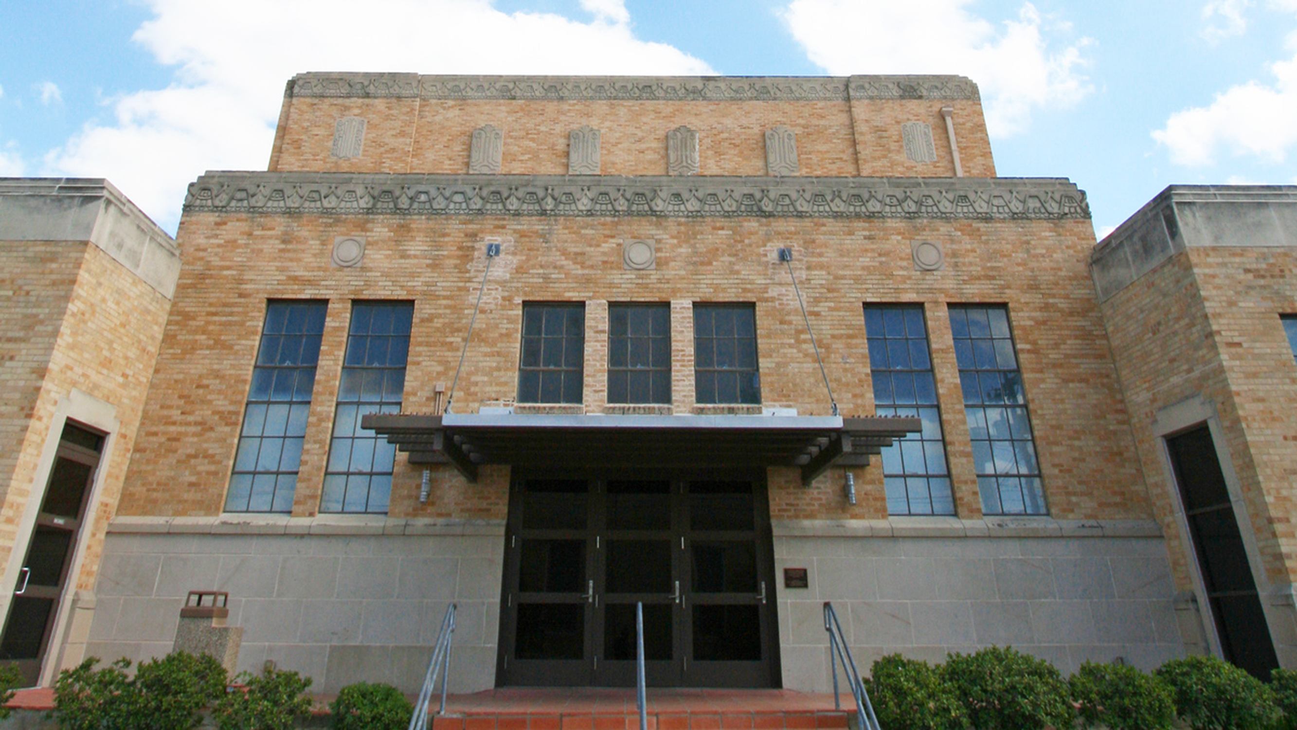 Carver Cultural Center - Photo 1