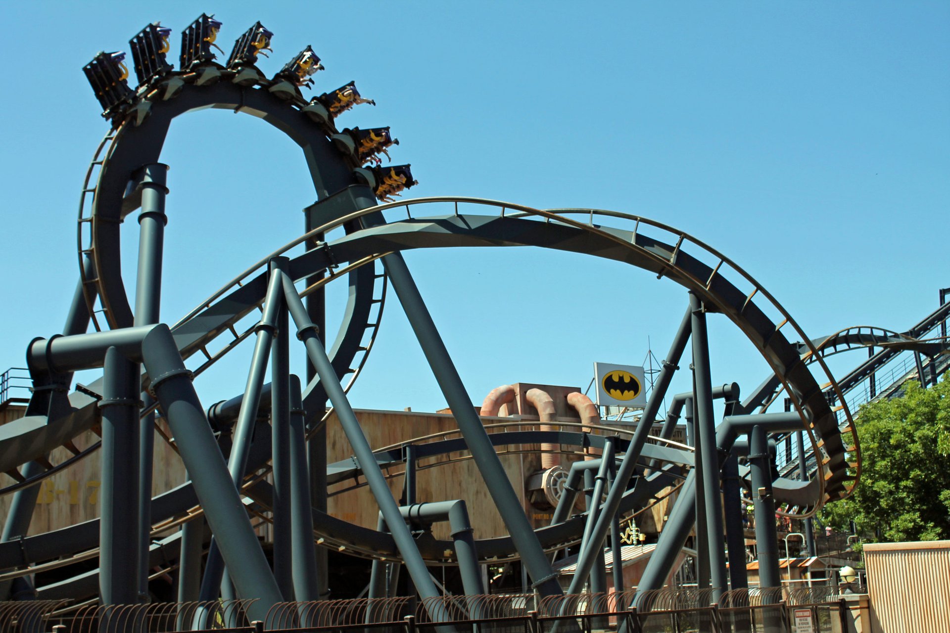 BATMAN: The Ride - Photo 1