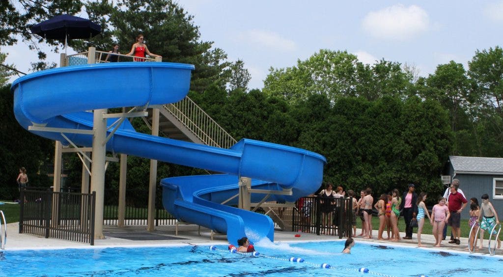 Community Park Pool - Photo 1