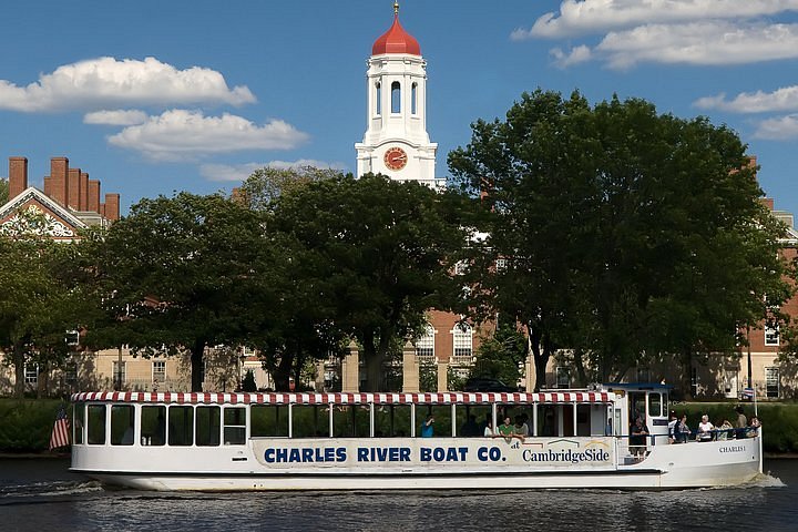 Charles Riverboat Company - Photo 1