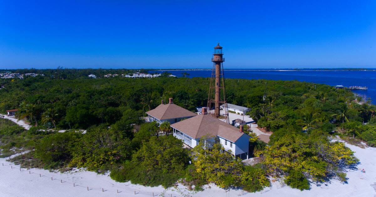 Sanibel Lighthouse - Photo 1