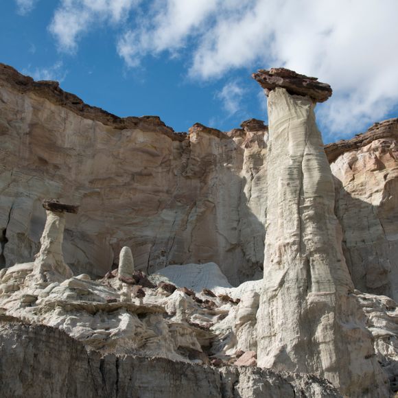 Wahweap Hoodoos Group 3 - Photo 1