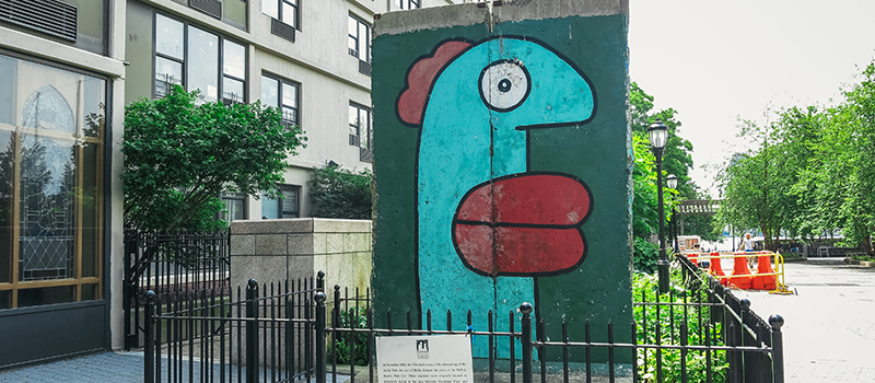 Berlin Wall Segment - Photo 1