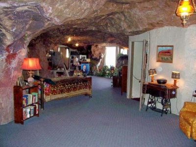 Hole N'' The Rock - Photo 1