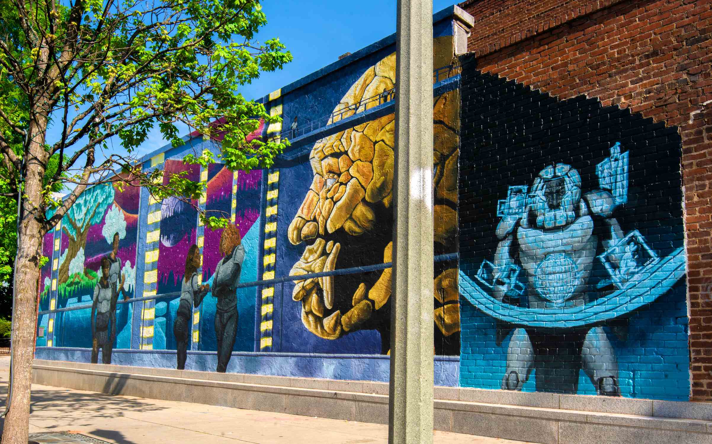 Living Walls Mural - Photo 1