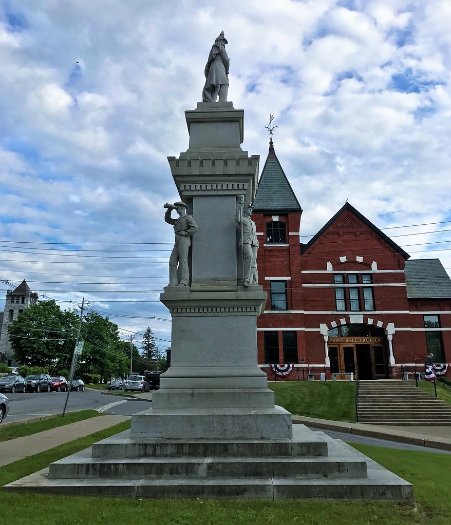 Middlebury to Her Soldiers - Photo 1