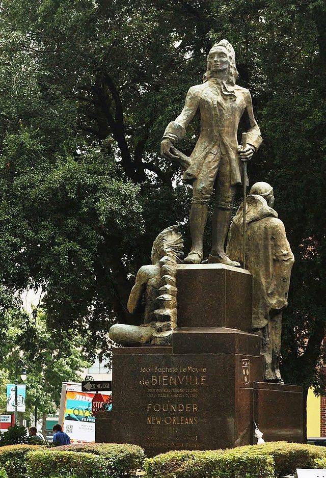 Bienville Monument - Photo 1