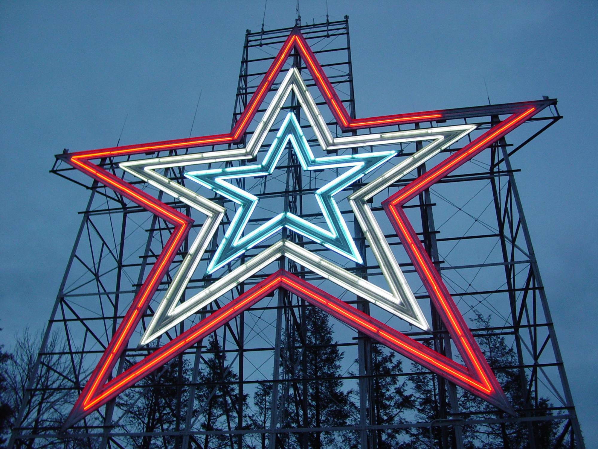 Roanoke Star - Photo 1