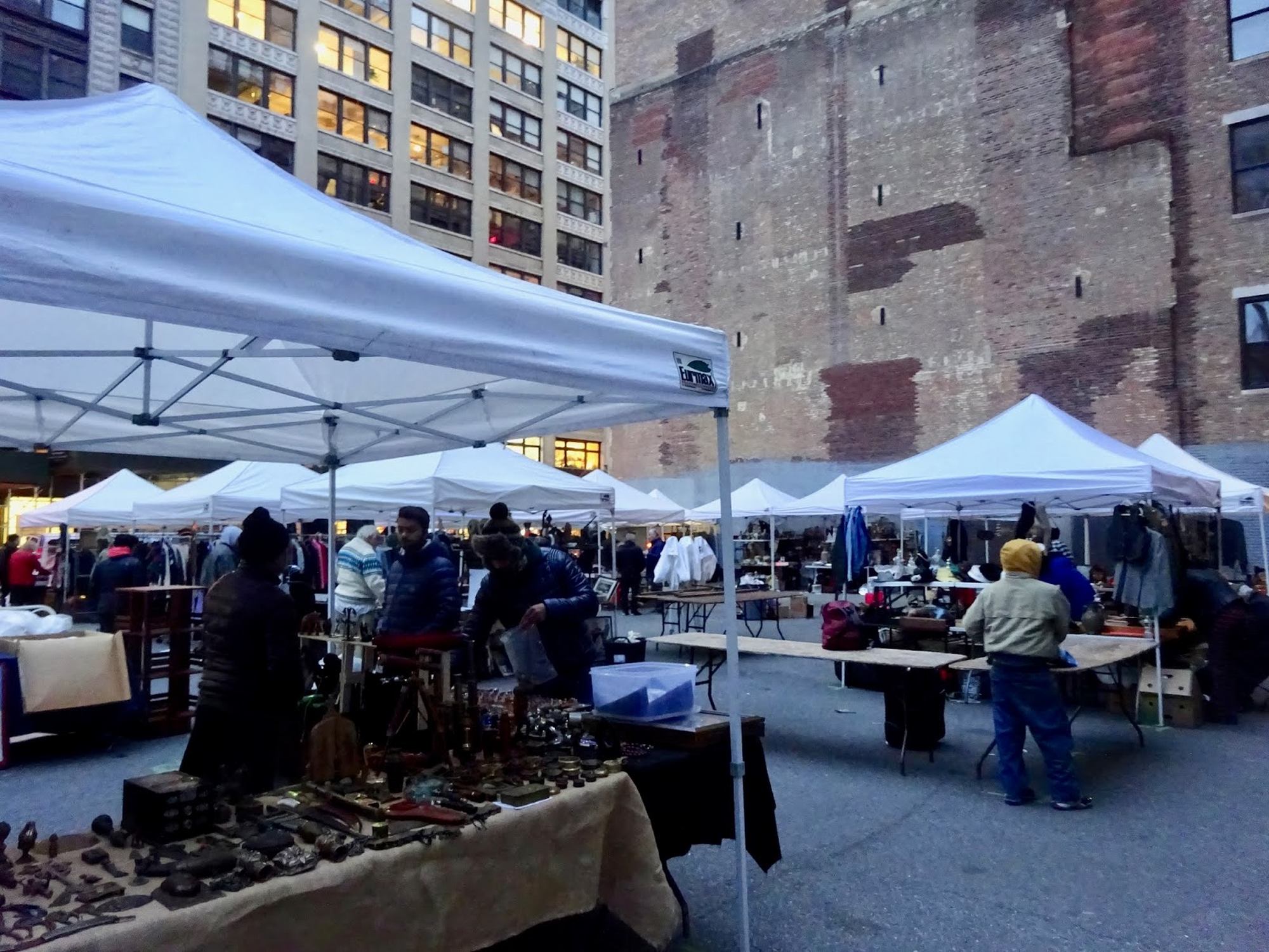 Chelsea Flea Market - Photo 1