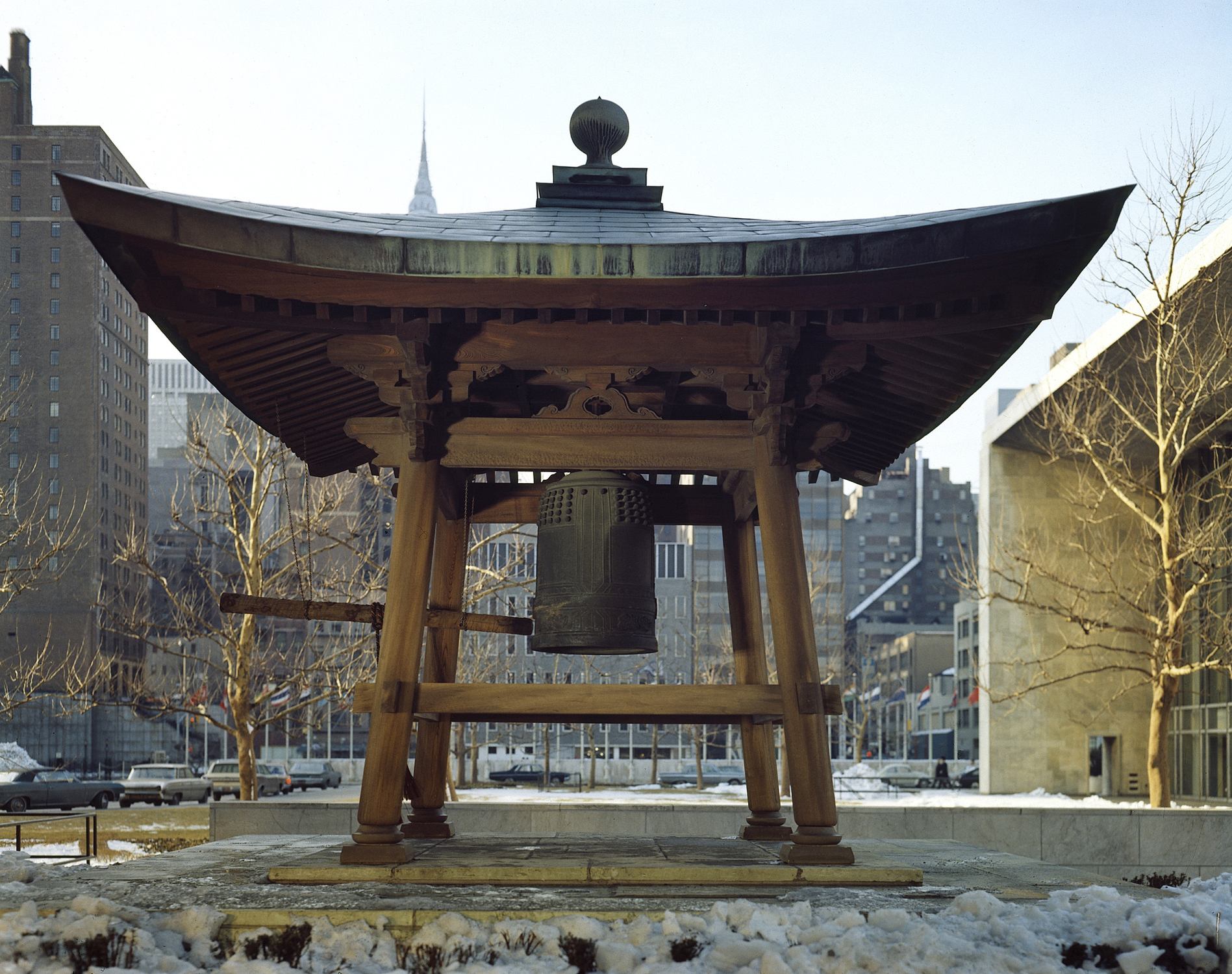 Japanese Peace Bell - Photo 1
