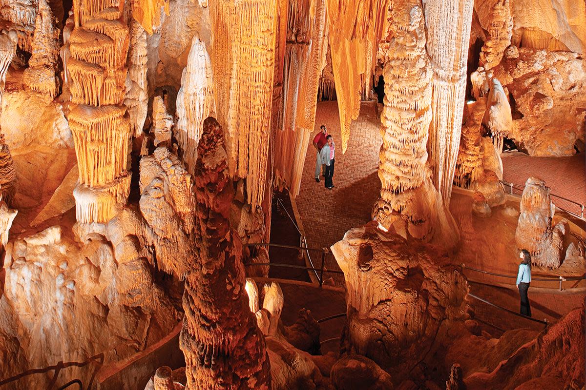 Luray Caverns - Photo 1