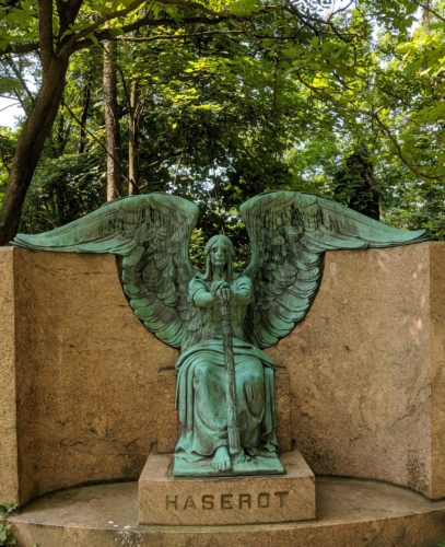 Haserot Angel - Photo 1