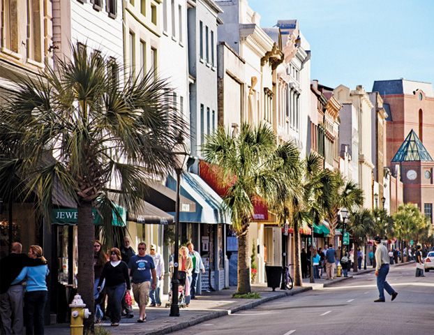 King Street Fashion District - Photo 1
