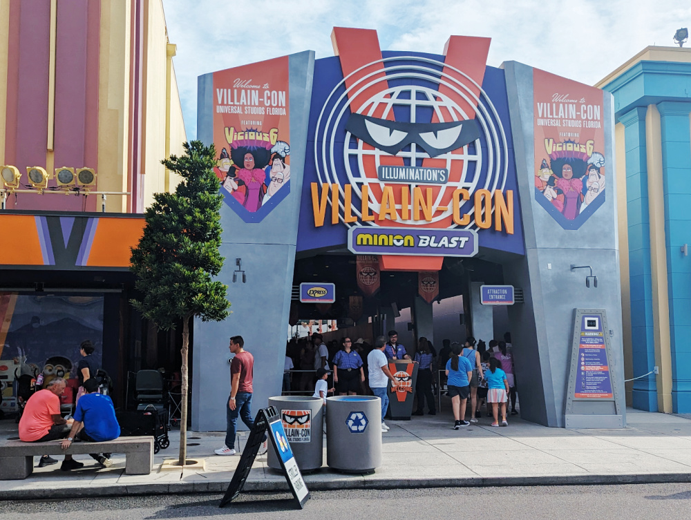 Illumination’s Villain-Con Minion Blast - Photo 1