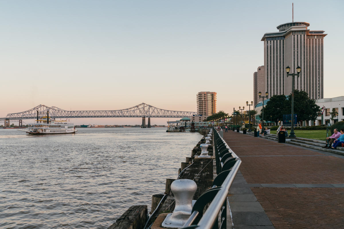 Woldenberg Riverfront Park - Photo 1