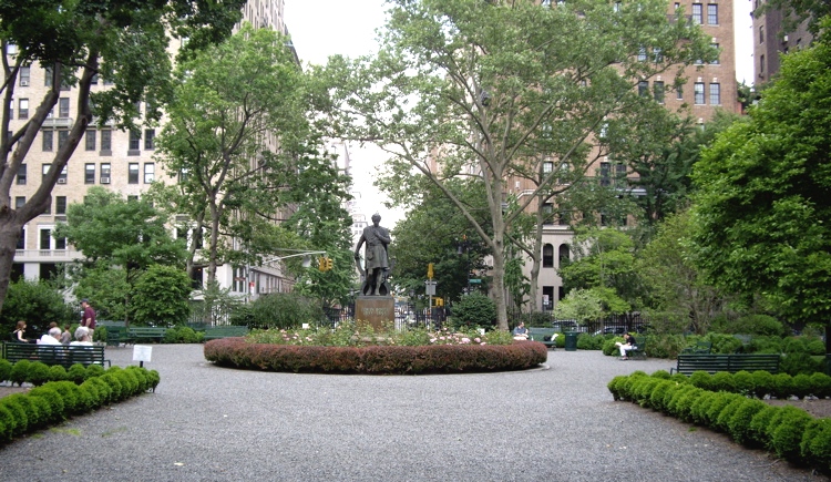 Gramercy Park - Photo 1