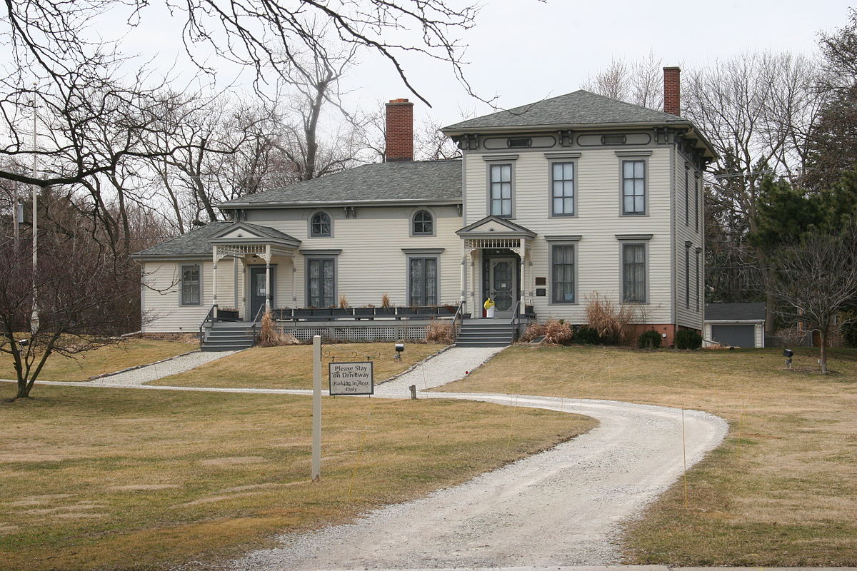 Norwood Park - Photo 1