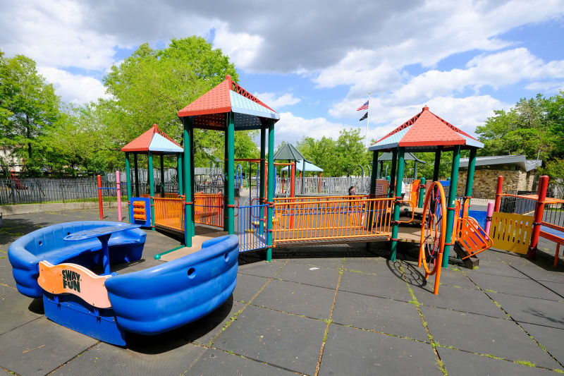 Bloomingdale Park - Photo 1