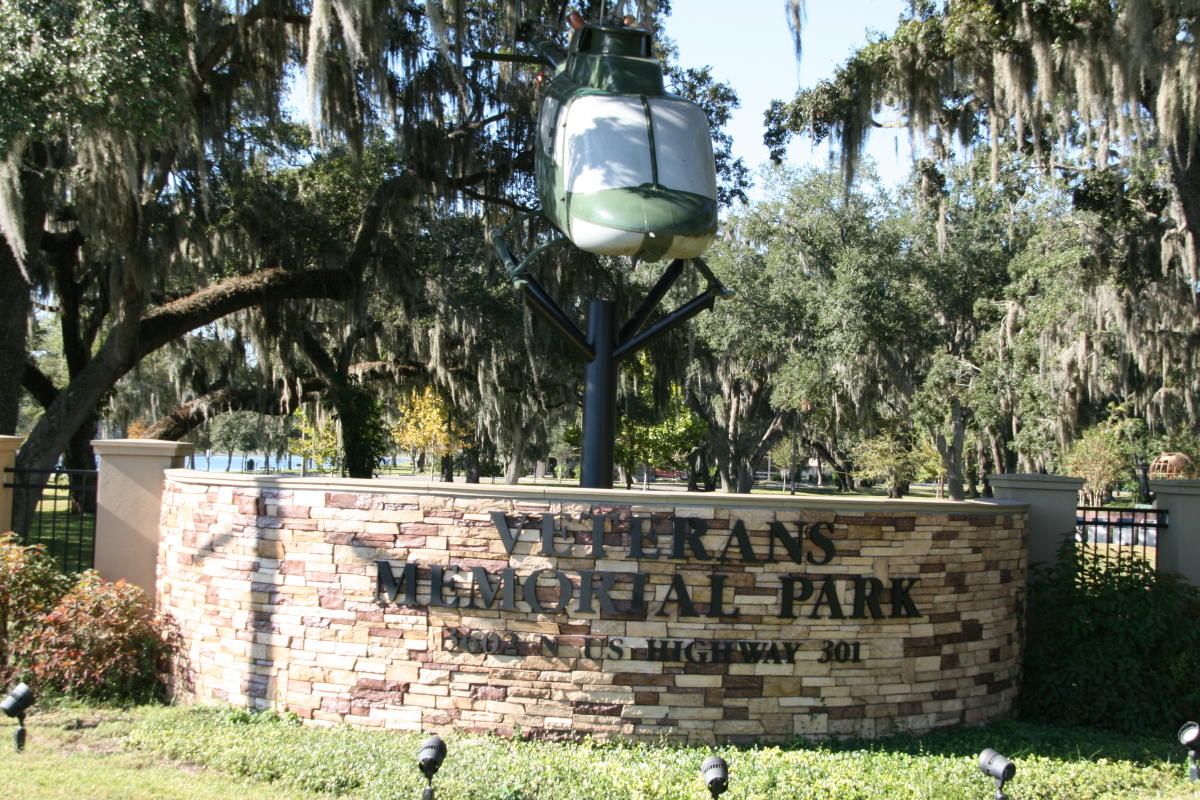 Veterans Memorial Park - Photo 1