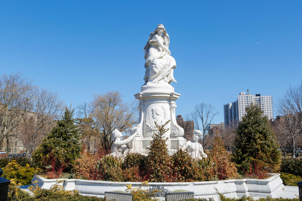 Joyce Kilmer Park - Photo 1