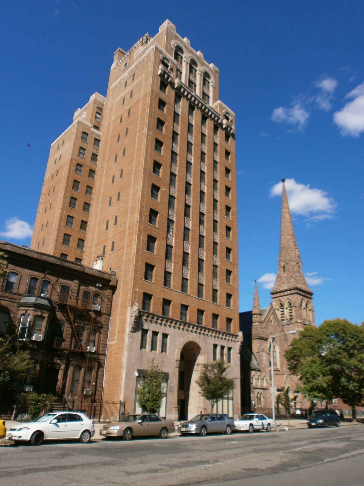 Lincoln Park - Photo 1