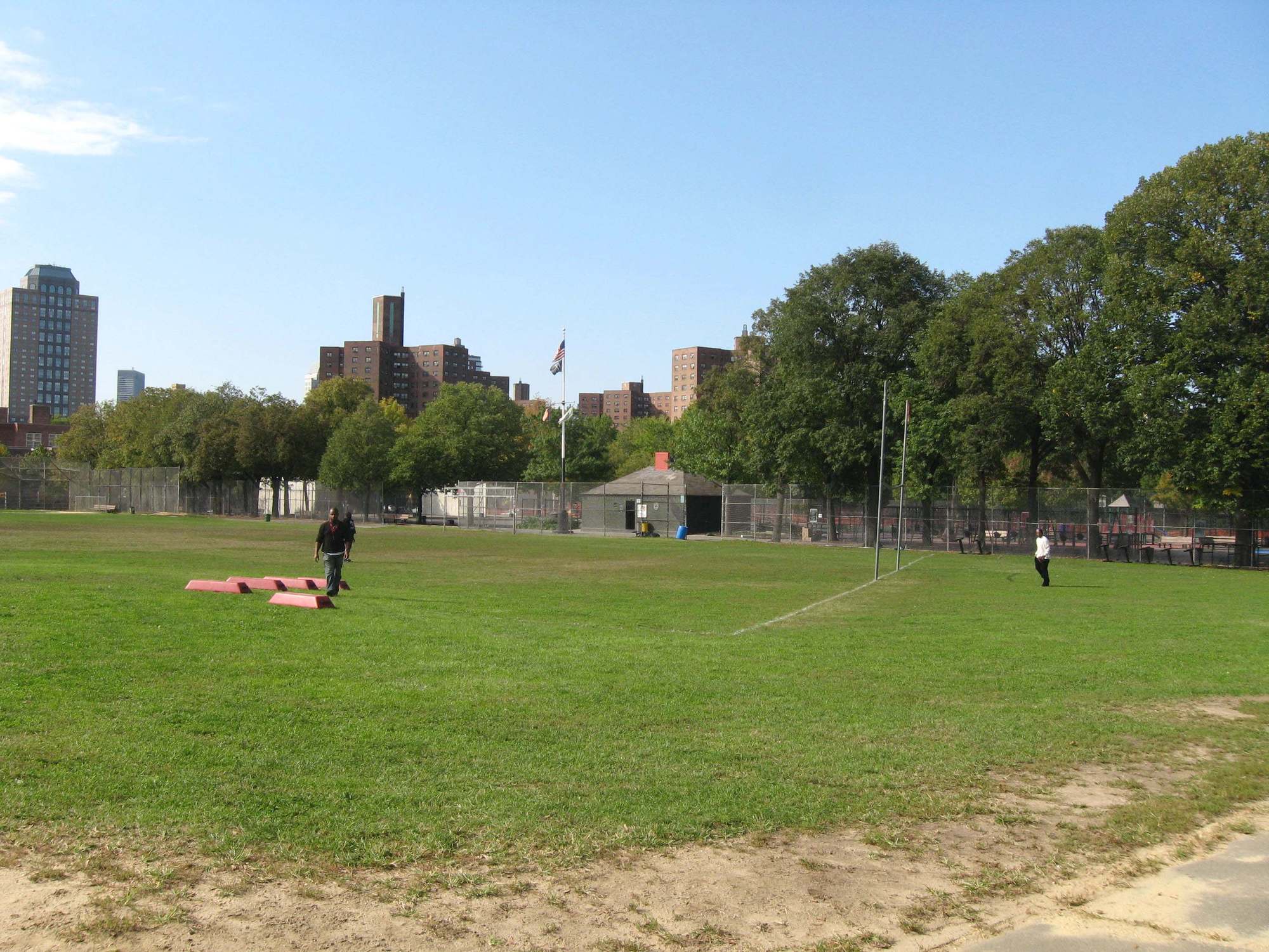 Commodore John Barry Park - Photo 1