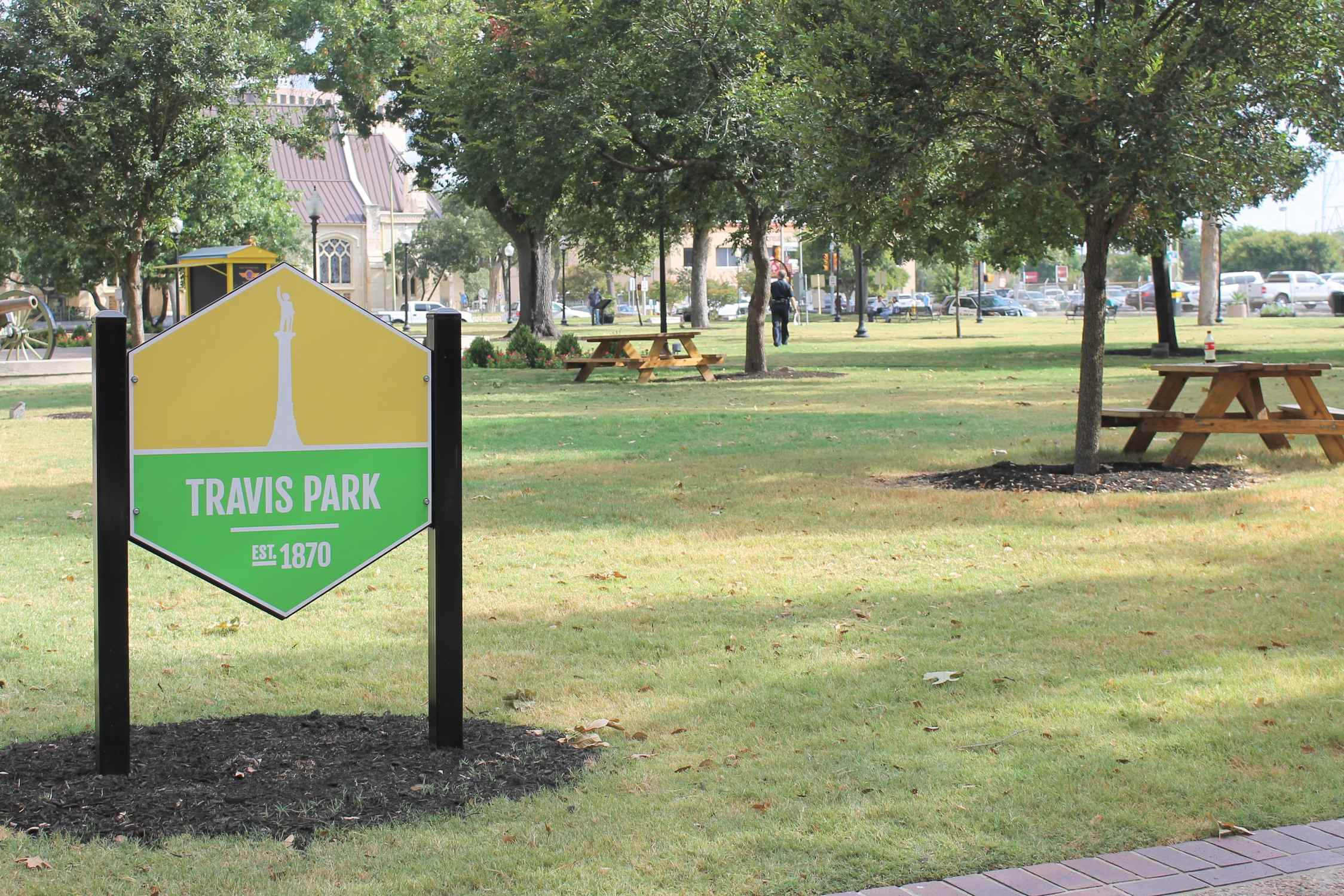 Travis Park - Photo 1