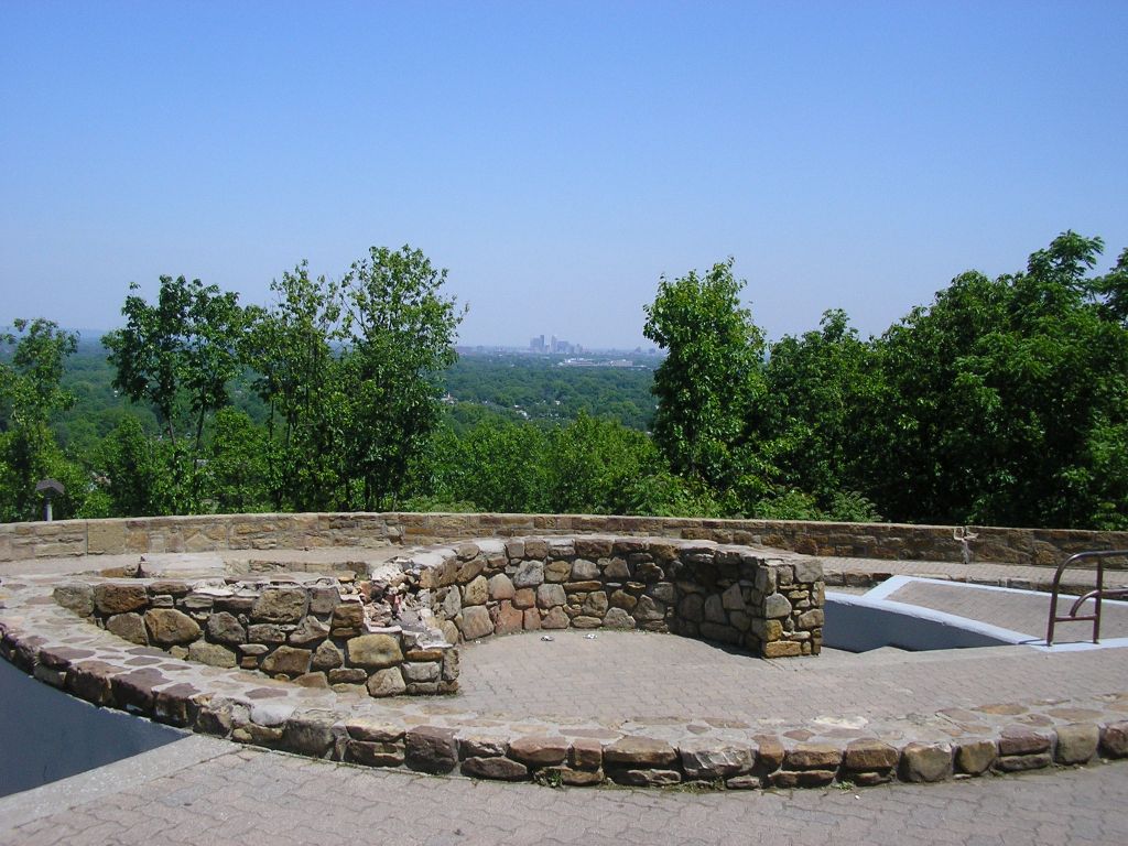 Iroquois Park - Photo 1