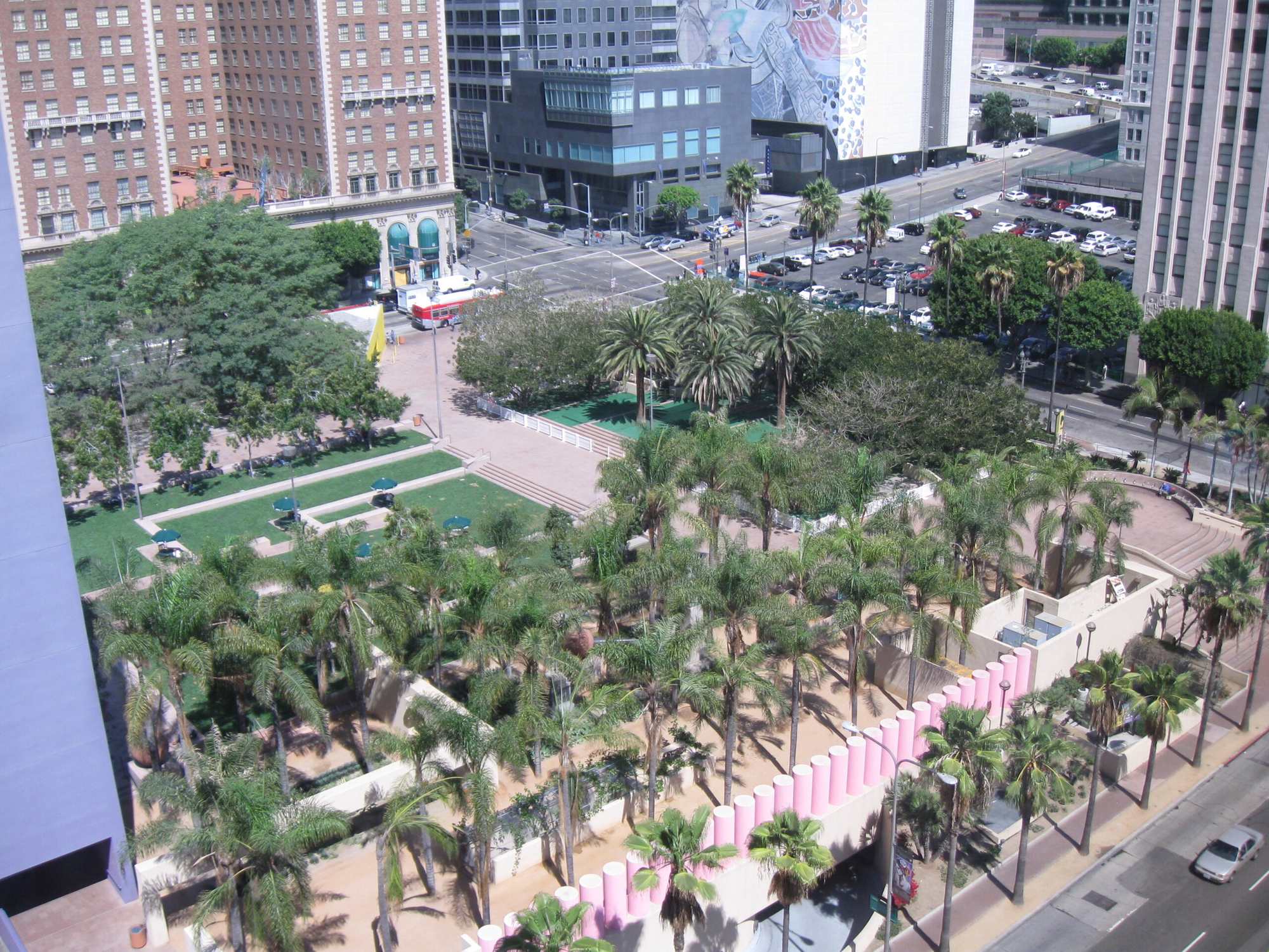 Pershing Square - Photo 1