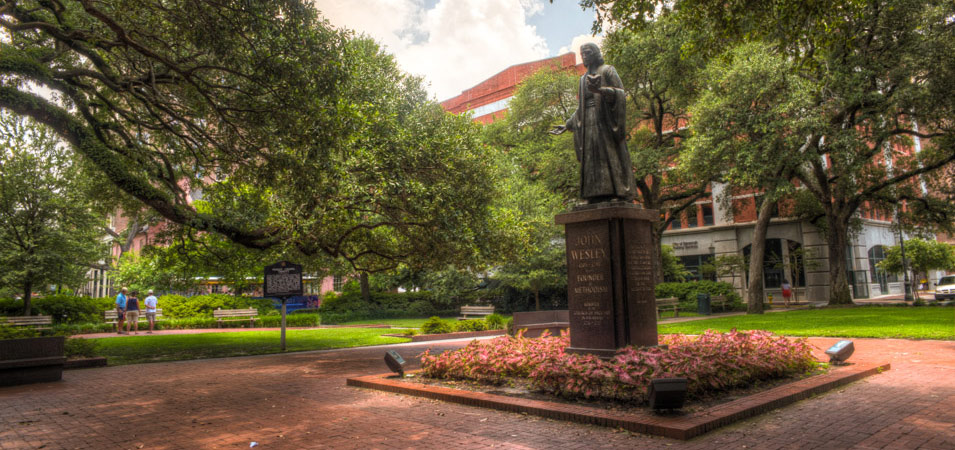 Reynolds Square - Photo 1